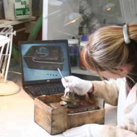 2009 09 AHT Conservator Jana Stefan