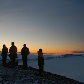 Winter 2009 Figures, last light