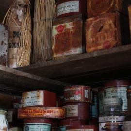 2008 09 'Nimrod' hut, interior artefacts (129)