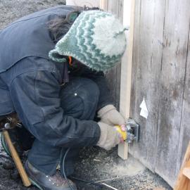 2007 Conservators at work, Gordon Macdonald at Shackleton's 'Nimrod' hut (001)