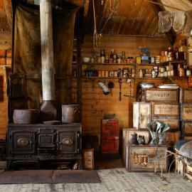 2007 Main space inside Shackleton's 'Nimrod' hut, Cape Royds