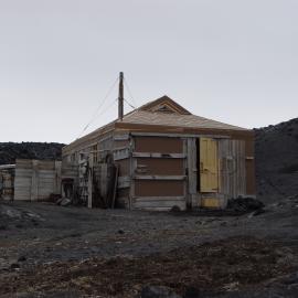 2007 West wall and main door of Shackleton's 'Nimrod' hut, Cape Royds