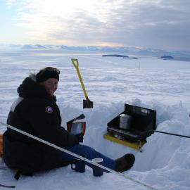 2007 Philippa Durkin on Antarctic Field Training