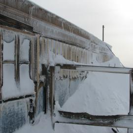 2010-11 Snow build-up in the Stables at Shackleton's 'Nimrod' hut