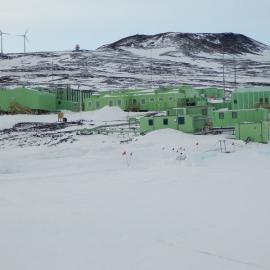 Buildings at Scott Base (002)