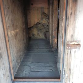 Door jamb after repair, Scott's 'Discovery' Hut (004)