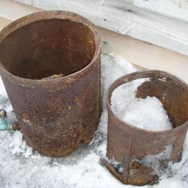 Water melter for Gurney's patent stove, Scott's 'Terra Nova' Hut (003