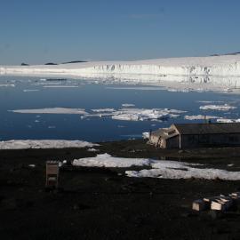 2013-14 Scott's 'Terra Nova' hut and Barne Glacier, Cape Evans