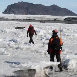 2013-14 Josiah Wagener and Lizzie Meek on a walk near Cape Evans