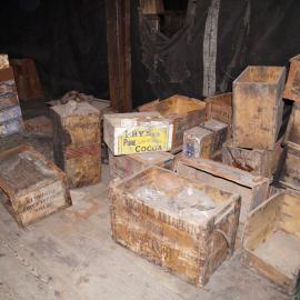 2013-14 Location image, Venesta cases, Scott's 'Discovery' hut, Hut Point (007)