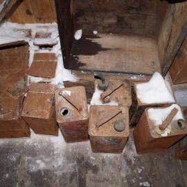 2013-14 Location image, artefacts, Scott's 'Discovery' hut, Hut Point