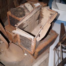 2013-14 Location image, artefacts, Scott's 'Discovery' hut, Hut Point