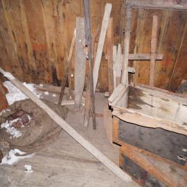 2013-14 Location image, artefacts, Scott's 'Discovery' hut, Hut Point