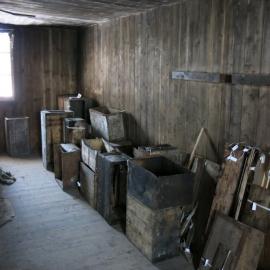 2013-14 Location image, artefacts, Scott's 'Discovery' hut, Hut Point