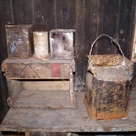 2013-14 Location image, artefacts on Table 1, Scott's 'Discovery' hut, Hut Point (001)
