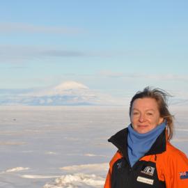 2013-14 Nicola Dunn in front of Mount Erebus