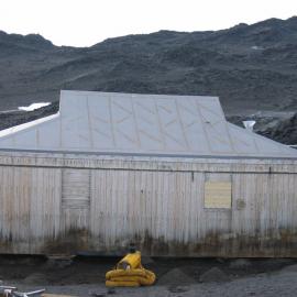 2005-06 Shackleton's 'Nimrod' hut, exterior, Cape Royds (003)