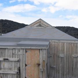 2005-06 Shackleton's 'Nimrod' hut, exterior, Cape Royds (004)