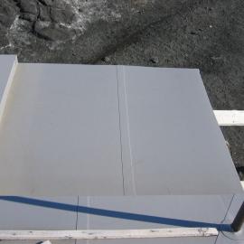 2005-06 Shackleton's 'Nimrod' hut, lab roof before work