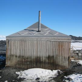 2005 Shackleton's 'Nimrod' hut, East wall, Cape Royds
