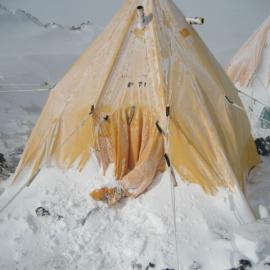 2006 AHT Field camp (001)