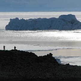 2010-11 Iceberg at sea
