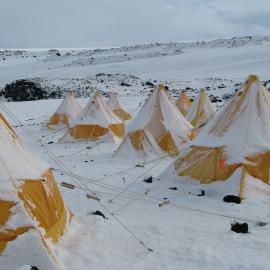 2010-11 Tents at the Cape Evans field camp