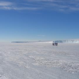 K170 team members and Barne Glacier