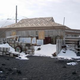 North elevation of Shackleton's 'Nimrod' hut 