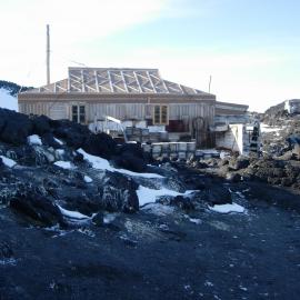 North elevation of Shackleton's 'Nimrod' hut 