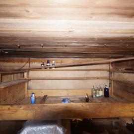 2015-16 Klovstad and Bernacchi's bunks, Borchgrevink's Living hut (006)