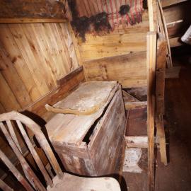 2015-16 Fougner's bunk, Borchgrevink's Living hut