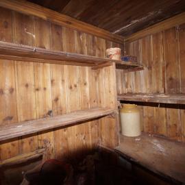 2015-16 Kitchen shelves, Borchgrevink's Living hut