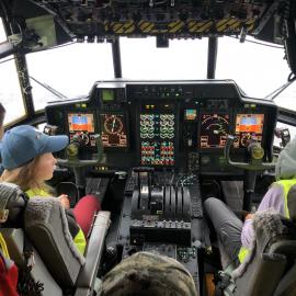 Young Inspiring Explorers™ visiting RNZAF C130 Hercules (008)