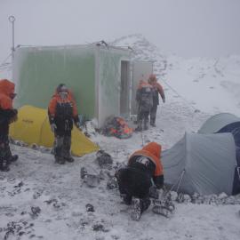 2012 AHT staff preparing field camp during overnight stranding at Cape Royds