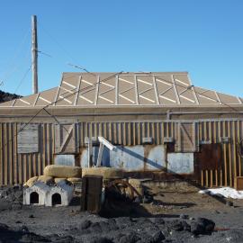 2010-11 Final inspection, Shackleton's 'Nimrod' hut, Cape Royds