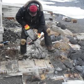 2010-11 Martin Wenzel excavating boxes at Cape Royds