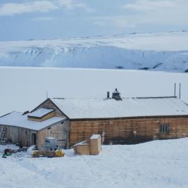 2010-11 Scott's 'Terra Nova' hut and the Barne Glacier