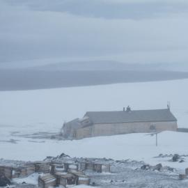 2010-11 Scott's 'Terra Nova' hut and the Barne Glacier