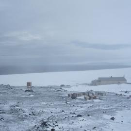 2010-11 Scott's 'Terra Nova' hut and the Meteorological shelter