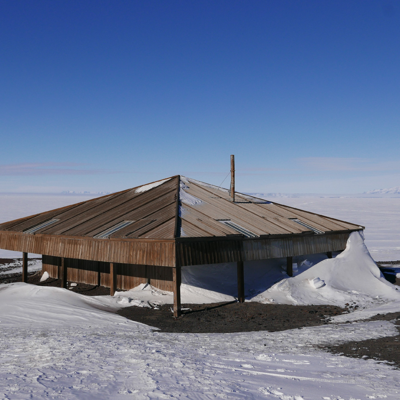 'Discovery' hut - After RSHRP Conservation