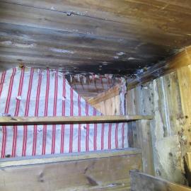 2015-16 Location image - Colbeck's bunk, Borchgrevink's hut (001)