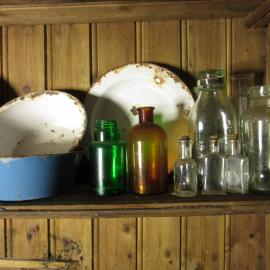 2015-16 Location image - Galley, Borchgrevink's hut (027)