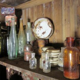 2015-16 Location image - Galley, Borchgrevink's hut (069)