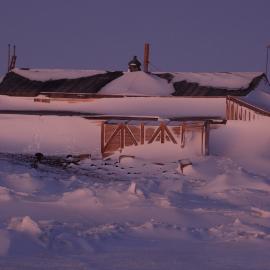 Snow Build-up, Scott's 'Terra Nova' hut, north elevation (001)