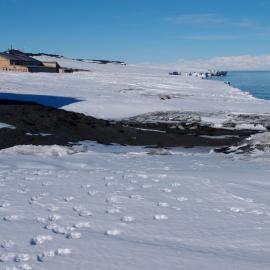Footprints to Scott's 'Terra Nova' hut