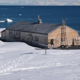 Scott's 'Terra Nova' hut, southeast elevation (001)