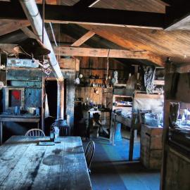 Wardroom in Scott's 'Terra Nova' hut (001)