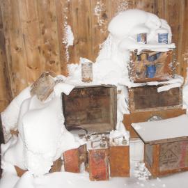 Southeast corner in Scott's 'Discovery' hut (001)
