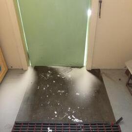 2013 Hillary's TAE/IGY hut inspection, interior